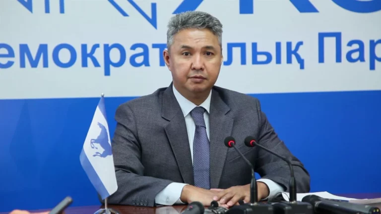 Перуашев снова за мораторий на субъекты квазигоссектора - изображение 1