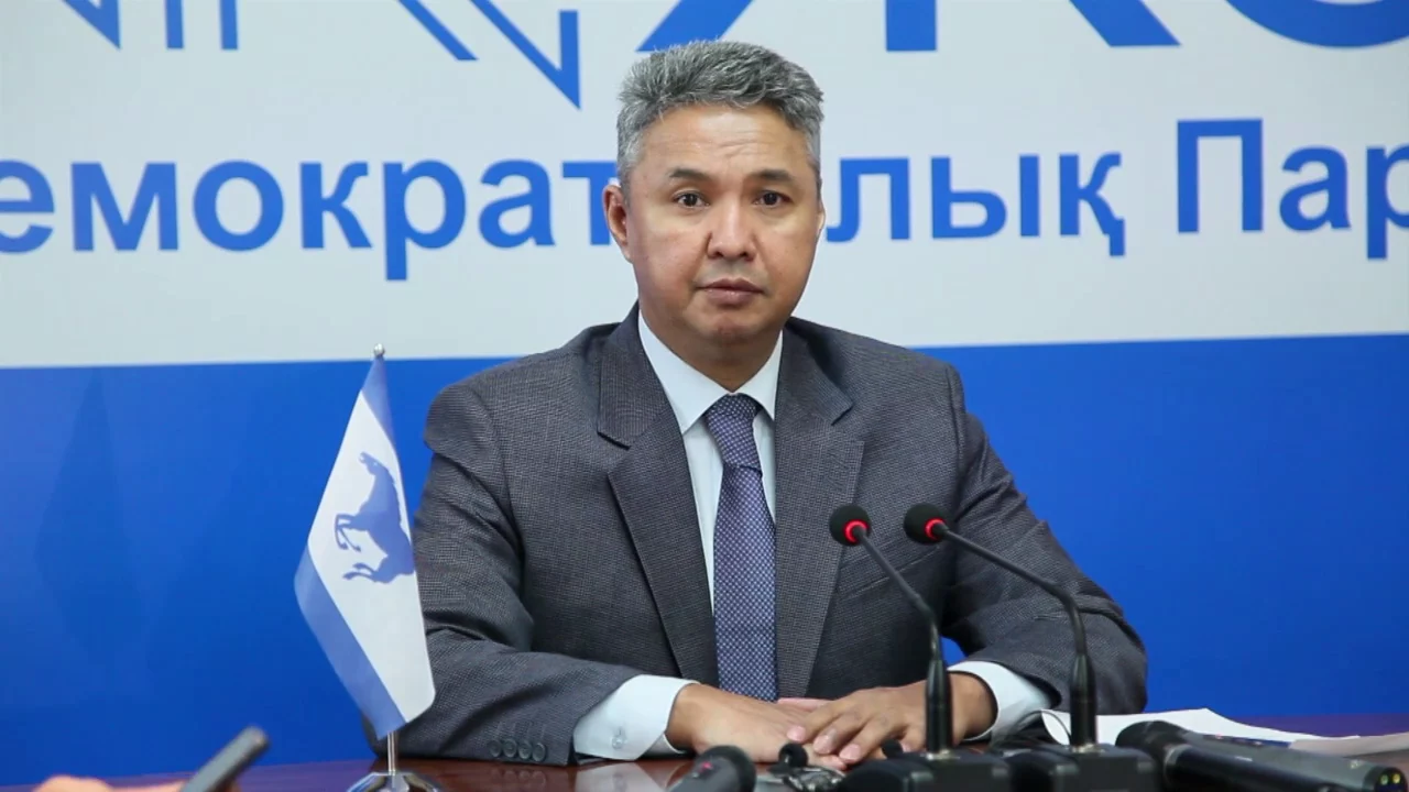 Изображение 1 для Перуашев снова за мораторий на субъекты квазигоссектора