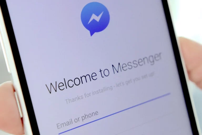 Трое против Facebook - изображение 1