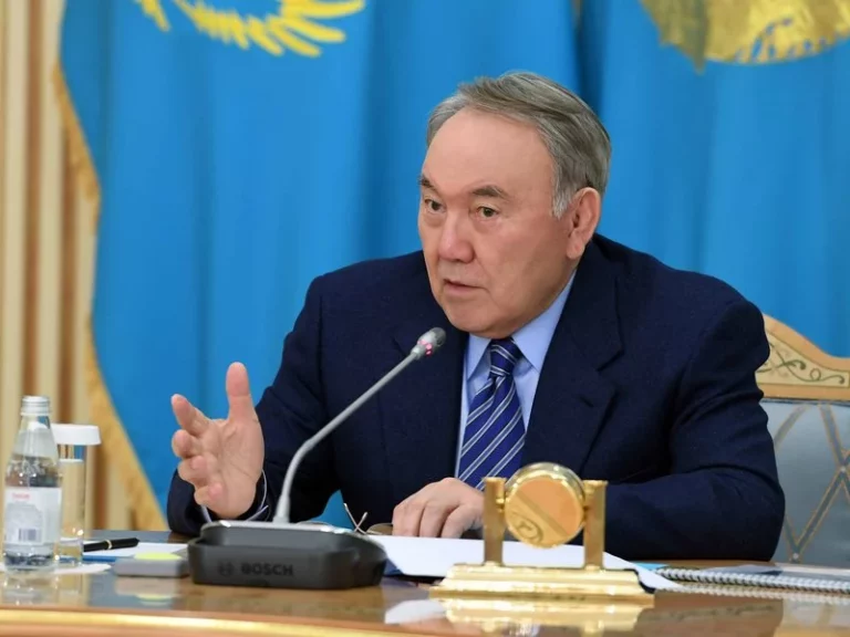 Через пару лет Казахстан будет зарабатывать на транзите $5 миллиардов? - изображение 1