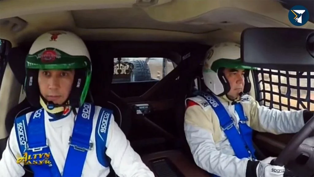 Изображение 1 для Аркадаг – конструктор и создатель собственной «конюшни»