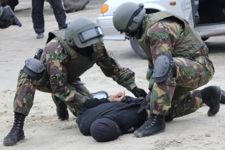 КНБ: их было восемь - изображение 1