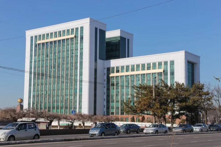 За логотип Минфина Узбекистана назначена награда - изображение 1