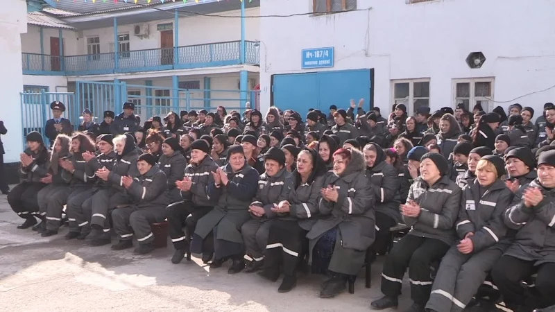 Изображение 1 для По словам Кайрата Кожамжарова, ГП РК написала законопроект, который даст свободу пяти тысячам заключенным. Документ подписан президентом.