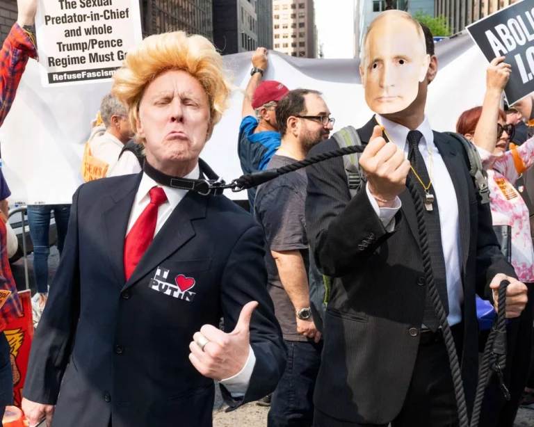 У Астаны со всеми хороший диалог, а тенге тонет - изображение 1