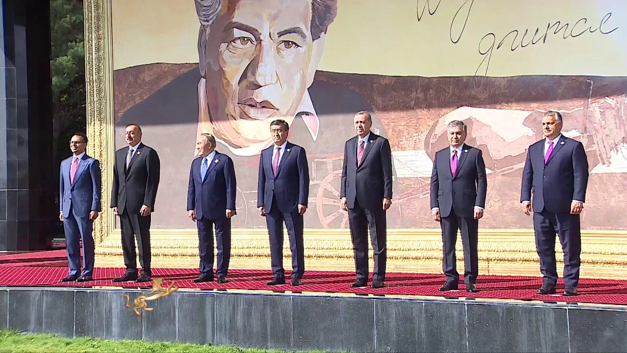 Изображение 2 для Каким будет курс не знает никто