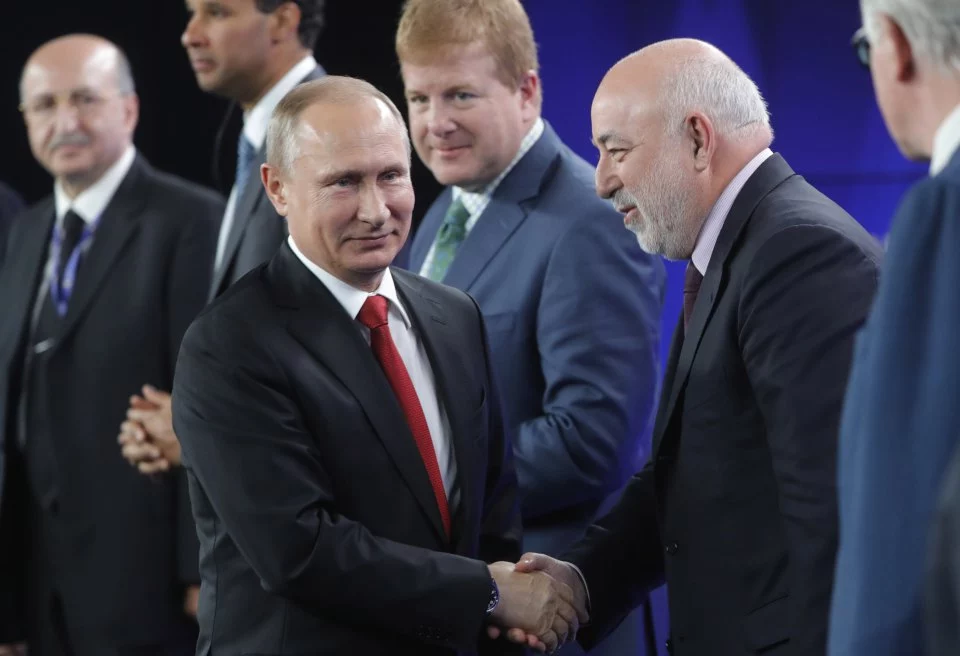 Изображение 2 для РПЦ: где отныне грешно молиться