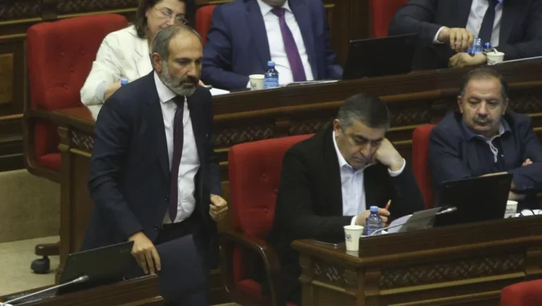 «Алтын калам — 2018» назвал литераторов года - изображение 1