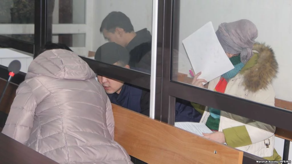 Изображение 1 для Бывшему премьеру Кыргызстана инкриминируют ущерб почти на полтора миллиона долларов