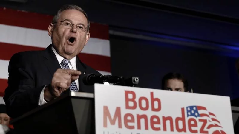 Изображение 2 для Тенге слабеет - доходы казны разбухают