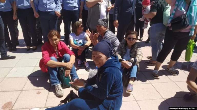 Новый президент Украины вступил в ряды сопротивления - изображение 1