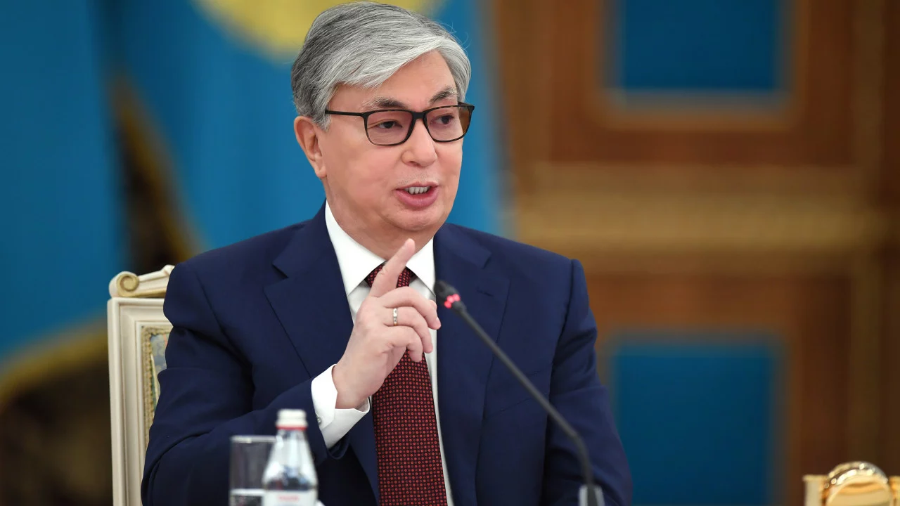 Изображение 1 для Хроника пикирующей демократии