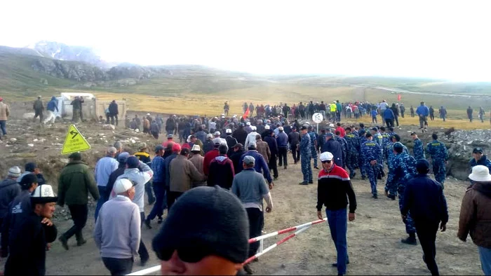 Изображение 1 для Асет Наурызбаев: митинга не будет, но в ДВД им интересовались