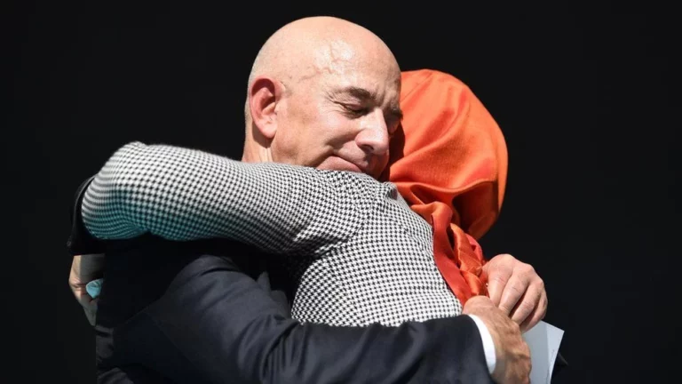 Большой замес: менты против медиков - изображение 1