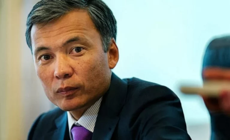 Казахстанцы продолжают скупать доллары - изображение 1