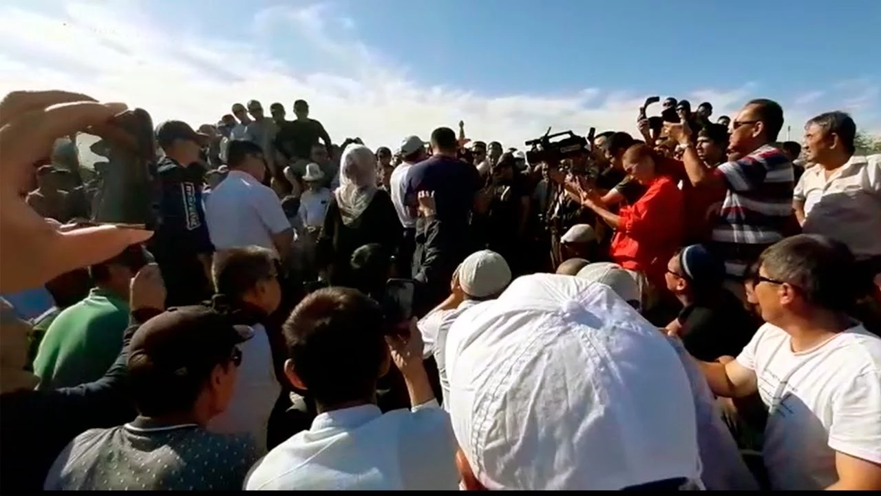 Изображение 2 для Не идите на поводу богатых