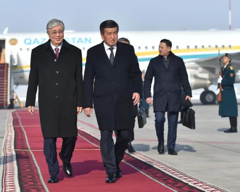 Оппозиционеры победили в Гонконге - изображение 1