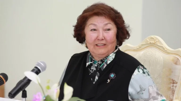 Четверым из десяти казахстанцев отказывают в визе США - изображение 1