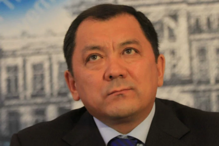 Изображение 2 для Марат Әбсеметов: Біз біреуді қаралап, біреуді ақтасақ, қазақ одан не ұтады