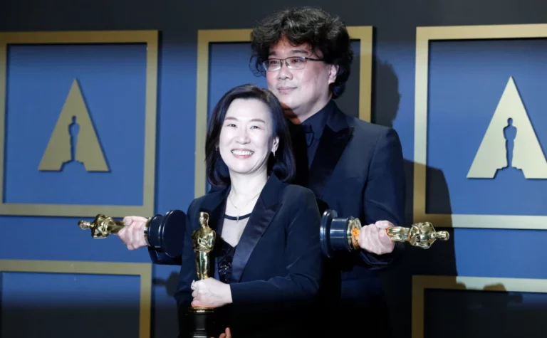 С коронавирусом начали бороться роботы - изображение 1