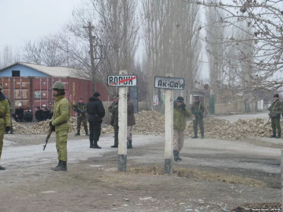 Изображение 2 для Подарок Бэнкси к дню святого Валентина