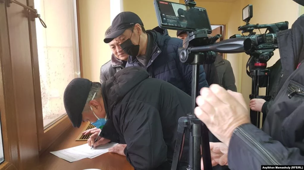 Изображение 2 для Генерал КНБ: Именно после заговора Назарбаев и его окружение навсегда перестали доверять друг другу.