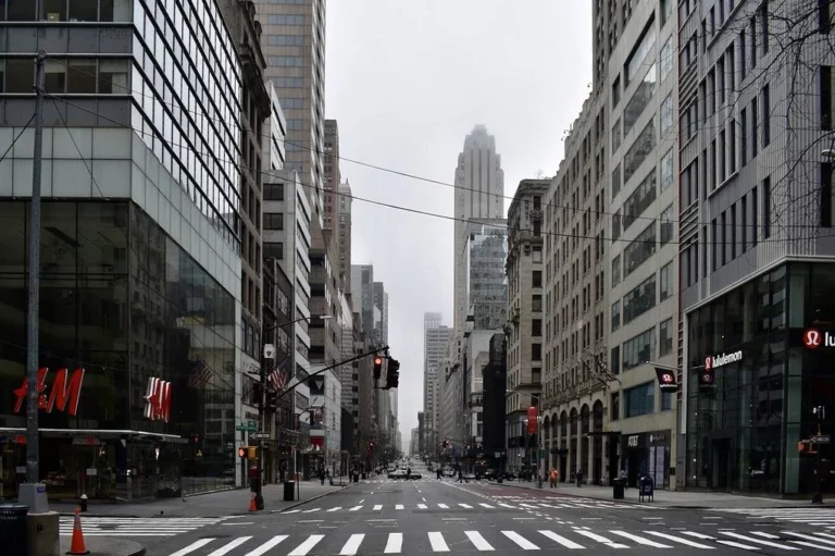 Сколько казахстанцев вернется домой в ближайшие дни? - изображение 1