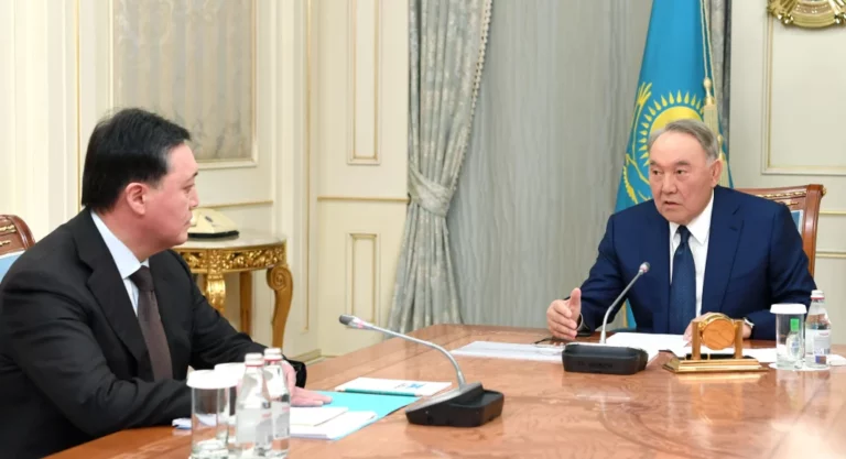 Есть ли жизнь после «эпохи Назарбаева»? - изображение 1