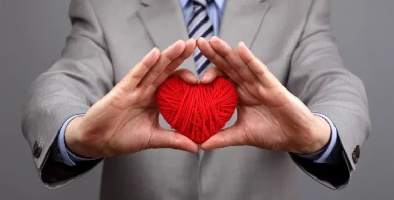 Еще 110 медработников из ЦКБ Алматы заразились коронавирусом - изображение 1