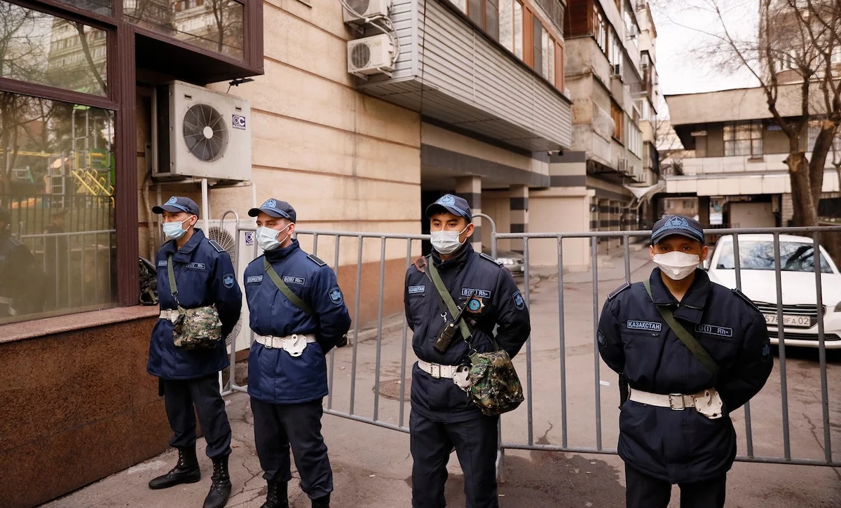 Изображение 1 для Зоозащитники обратились к президенту