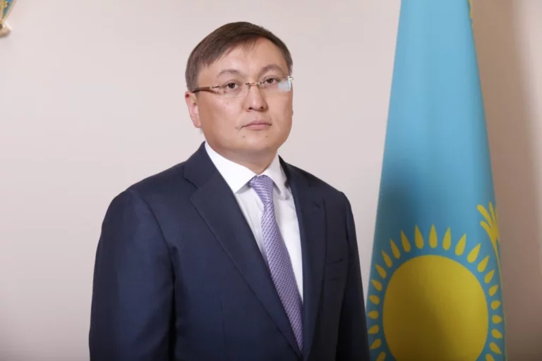 Юрлицам ограничат снятие денег со счетов - изображение 1