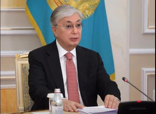 Изображение 1 для Токаев наградил Карима Масимова