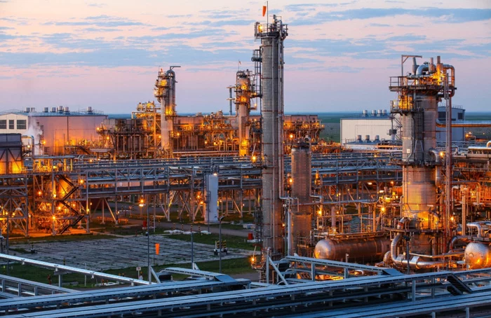 Изображение 1 для Доходы от пассажирских авиаперевозок упали на треть