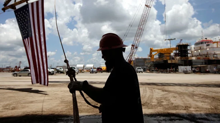 В Казахстане предложили принять закон против «золотой молодежи» - изображение 1