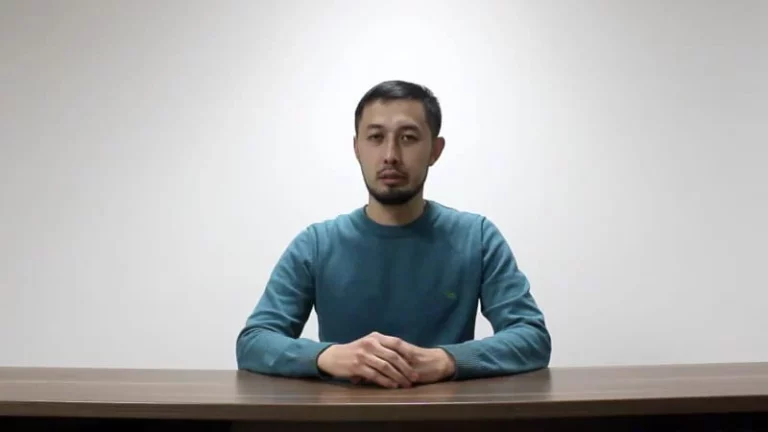 СУД В ИНТЕРНЕТЕ: ОТ 3 ДО 7 ЛЕТ ГРОЗИТ АЛЬНУРУ ИЛЬЯШЕВУ ЗА КРИТИКУ ВЛАСТИ - изображение 1