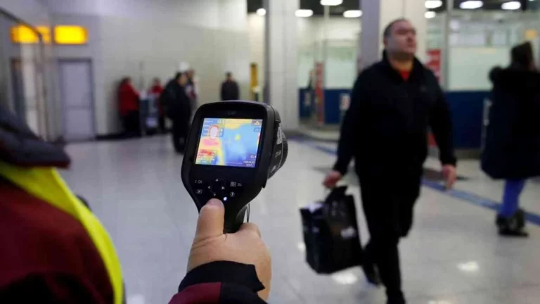 Прилетающих в Казахстан вновь будут госпитализировать - изображение 1