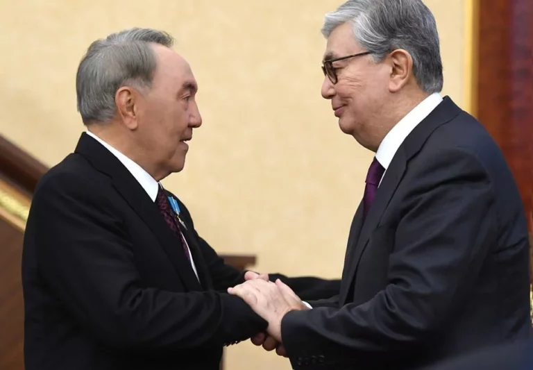 Токаев пожелал скорейшего выздоровления Назарбаеву - изображение 1