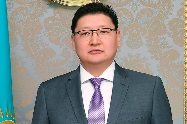 Пресс-секретаря президента выписали из больницы - изображение 1