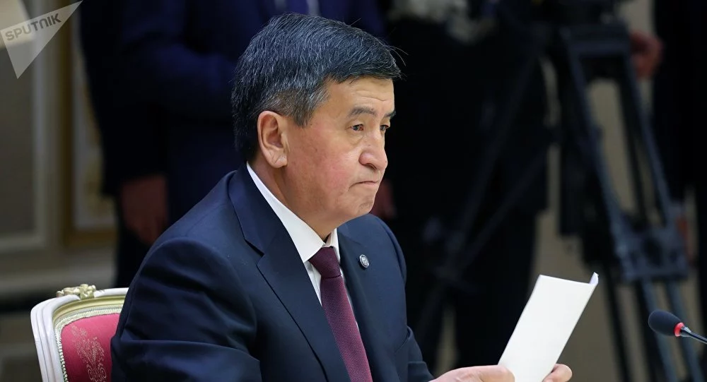 Изображение 1 для Почему прилетевшего в Москву президента Кыргызстана не пустили на Парад Победы?