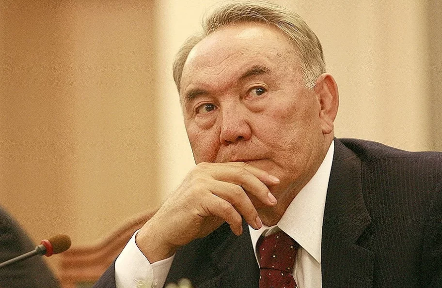 Изображение 1 для Как сейчас себя чувствует Назарбаев?