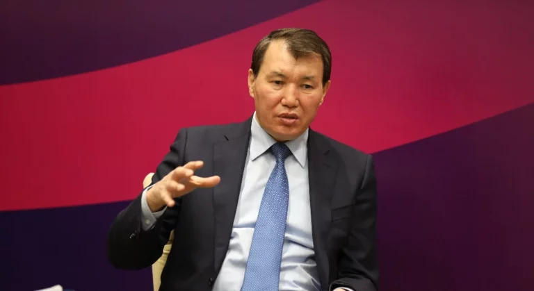 Уйдет ли Алик Шпекбаев на пенсию? - изображение 1