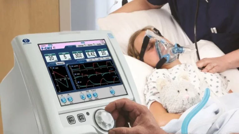 Из Грузии прибыли 10 аппаратов ИВЛ в Алматы - изображение 1