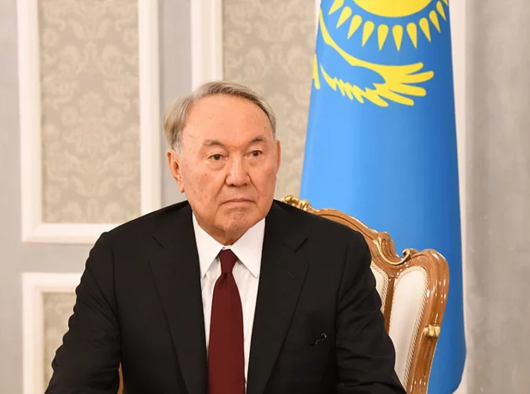 Назарбаев обратился к казахстанцам - изображение 1