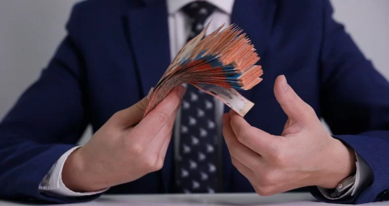 ФСМС, который только в июне на покупку компьютеров потратил 250 млн. тенге, пообещал оптимизировать затраты - изображение 1