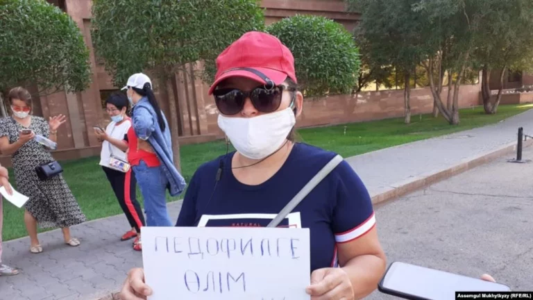 В столице женщины призвали ввести смертную казнь за педофилию - изображение 1