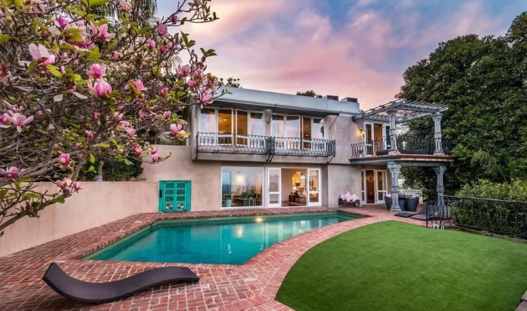 Дочь экс-президента распродает свои особняки в Лос-Анжелесе - изображение 1