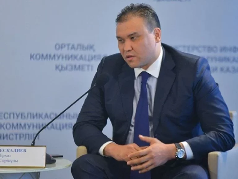 Какую зарплату получает глава СК Фармация? - изображение 1