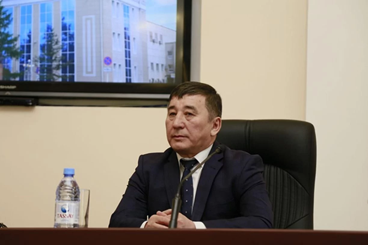 Изображение 1 для Аким Костаная может оставить пост