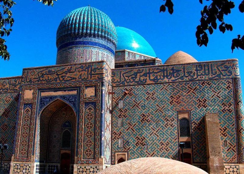 Изображение 1 для Благодаря локдауну казахстанцы стали чаще посещать сакральные места