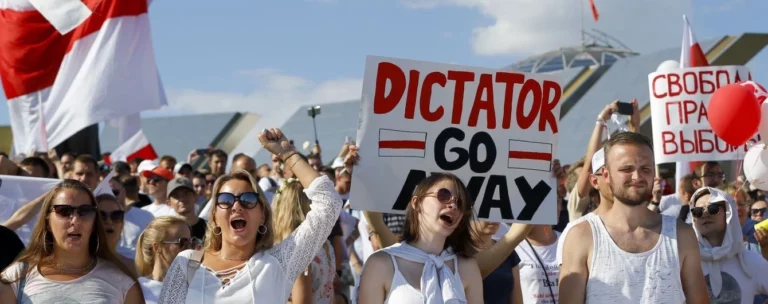 Правительство Беларуси сложило полномочия, а Лукашенко на фоне забастовок заявил, что новых выборов не будет - изображение 1